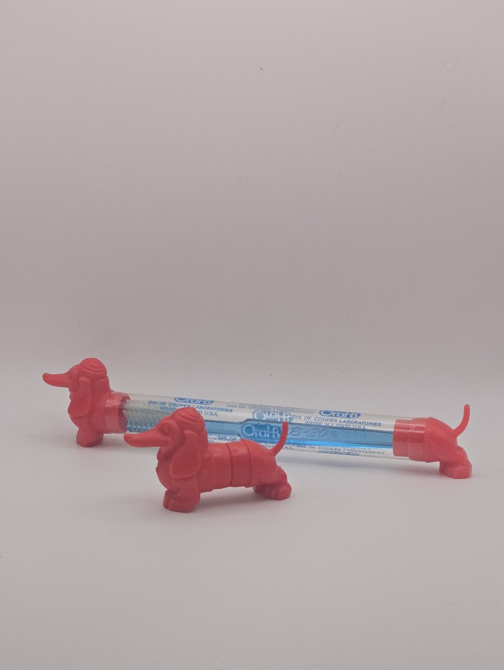 Vintage Red Dachshund / Doxen Dog Toothbrush Holder Cap